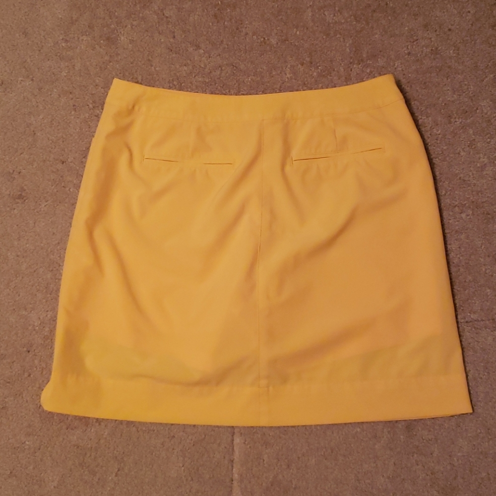 Cutter & Buck Women's Yellow Skirt - Picture 2 of 13